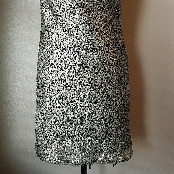 NWT Sequin dress - Picture 4 of 8
